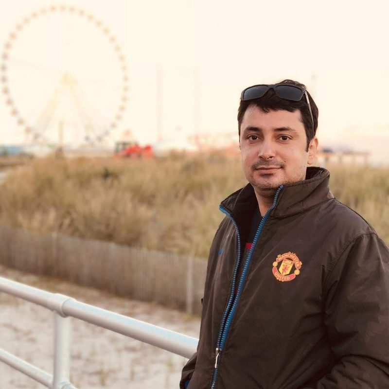 Robin Madan by the sea